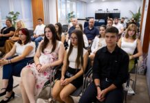 Átadták az NMHH és a DUE közös podcastversenyének díjait